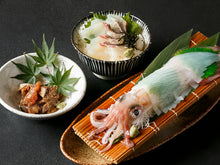 画像をギャラリービューアに読み込む, 【送料込・福岡】玄界灘で獲れる "イカの姿造り" に博多ごまさば・糸島鯛茶漬け付で、特別価格販売!